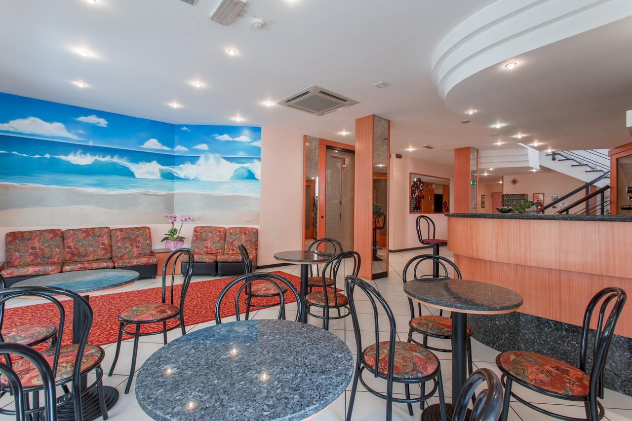 Hotel Basilea Bellaria-Igea Marina Exteriér fotografie